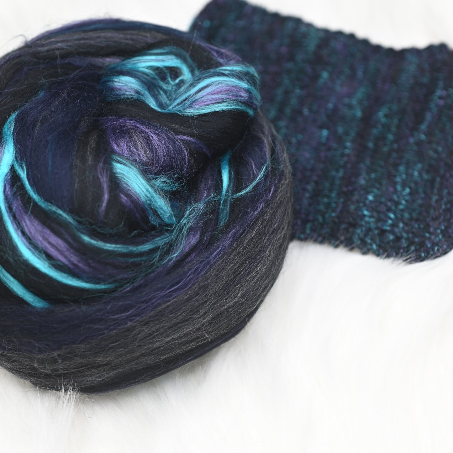 The Algorithm Merino Bamboo Combed Top Signature Blend - 4 oz