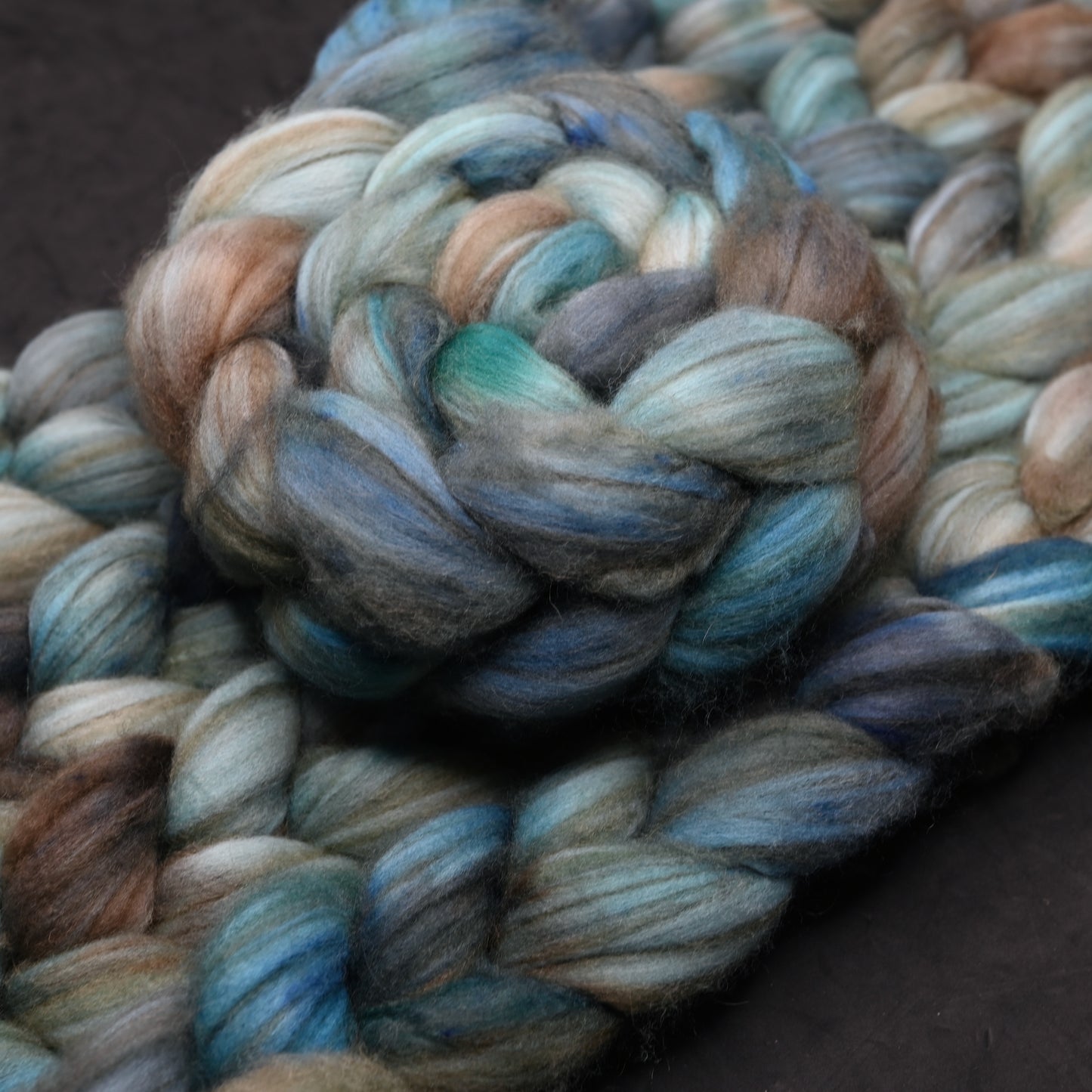 Alternate Juror on Hand Dyed Baby Camel Superfine Merino wool Combed top - 4 oz