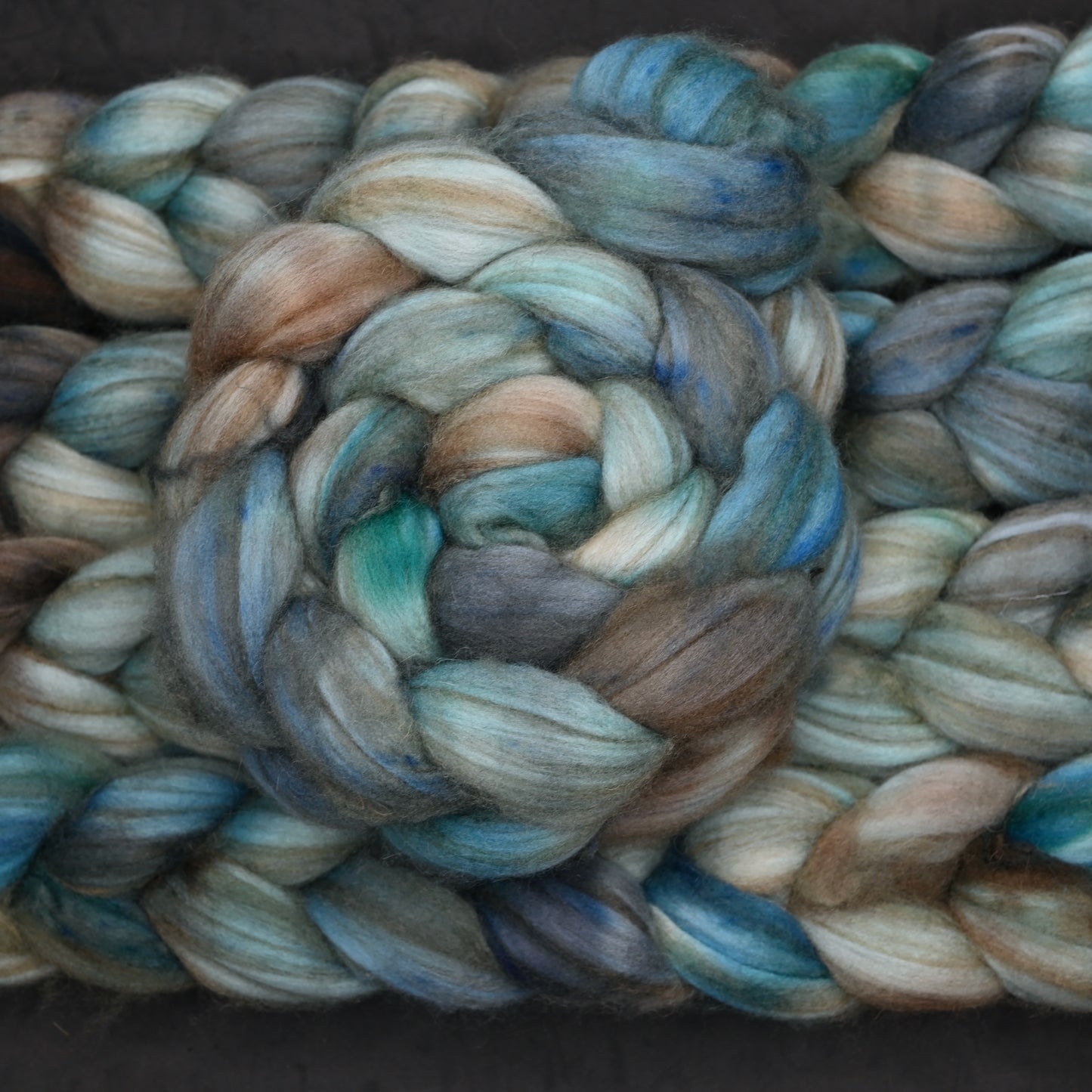 Alternate Juror on Hand Dyed Baby Camel Superfine Merino wool Combed top - 4 oz