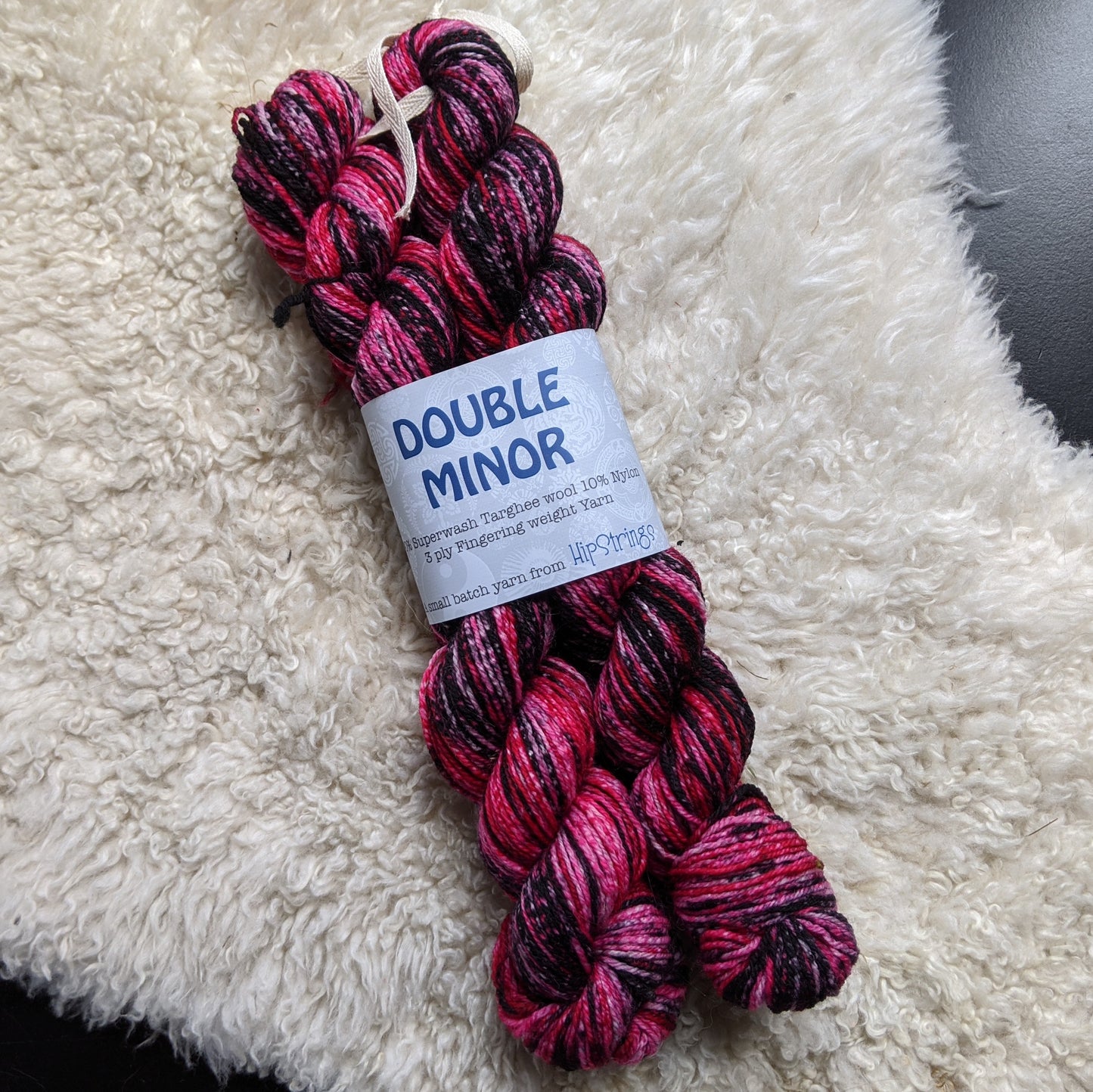 Double Minor SW Targhee Nylon Sock Yarn - Raven and Magenta - 100g