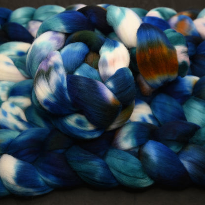 Convergence on Hand Dyed 21.5 micron Merino Wool Combed Top - 4 oz