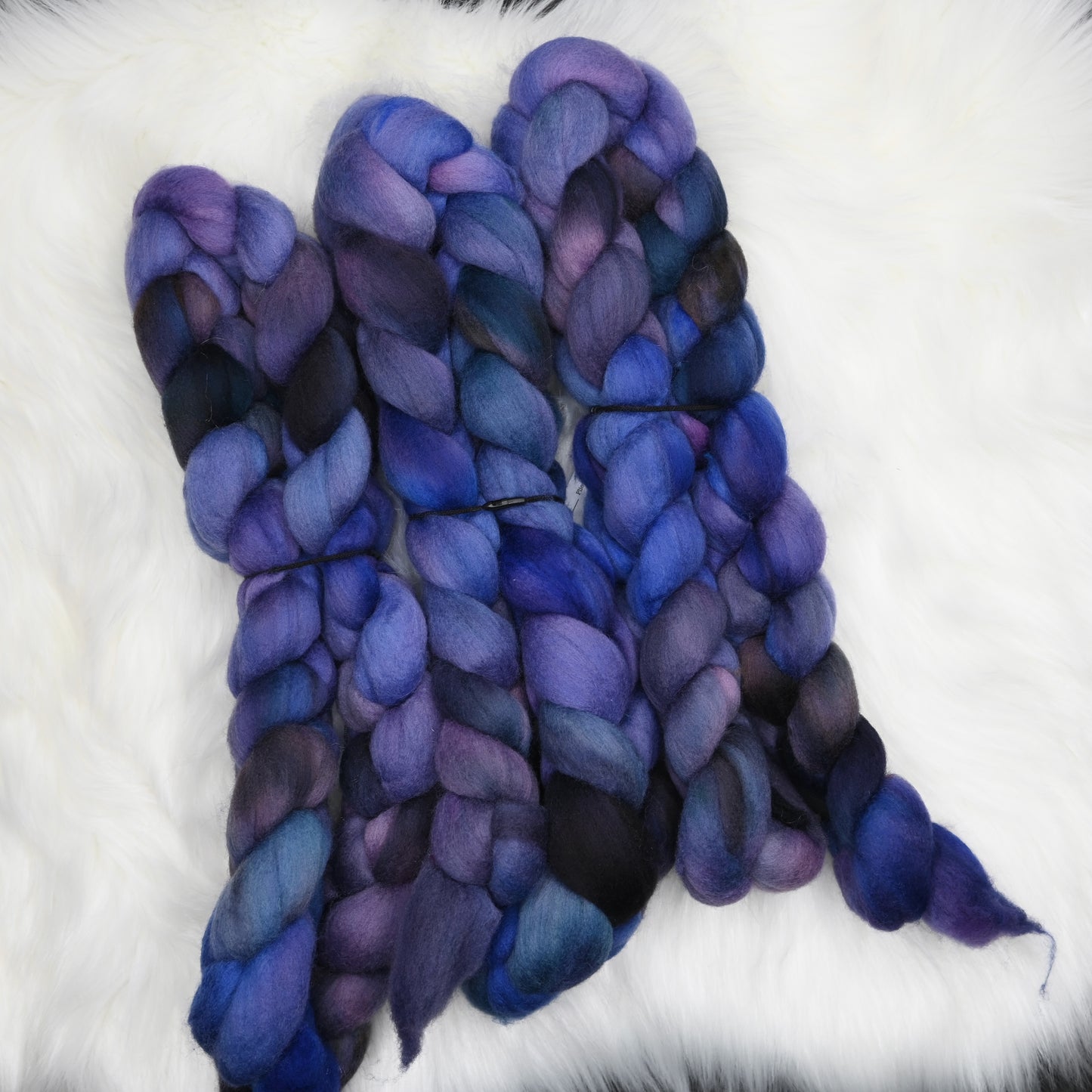 Stormking on Hand Dyed 21.5 micron Merino Wool Combed Top - 4 oz