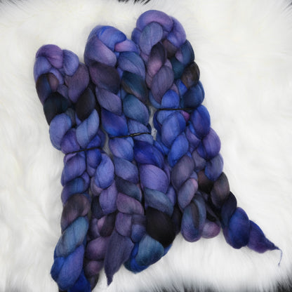 Stormking on Hand Dyed 21.5 micron Merino Wool Combed Top - 4 oz