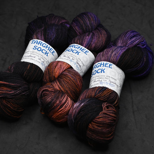 Independent Study in Spooky on SW Targhee Wool Nylon Sock Yarn - 465 yd/4 oz