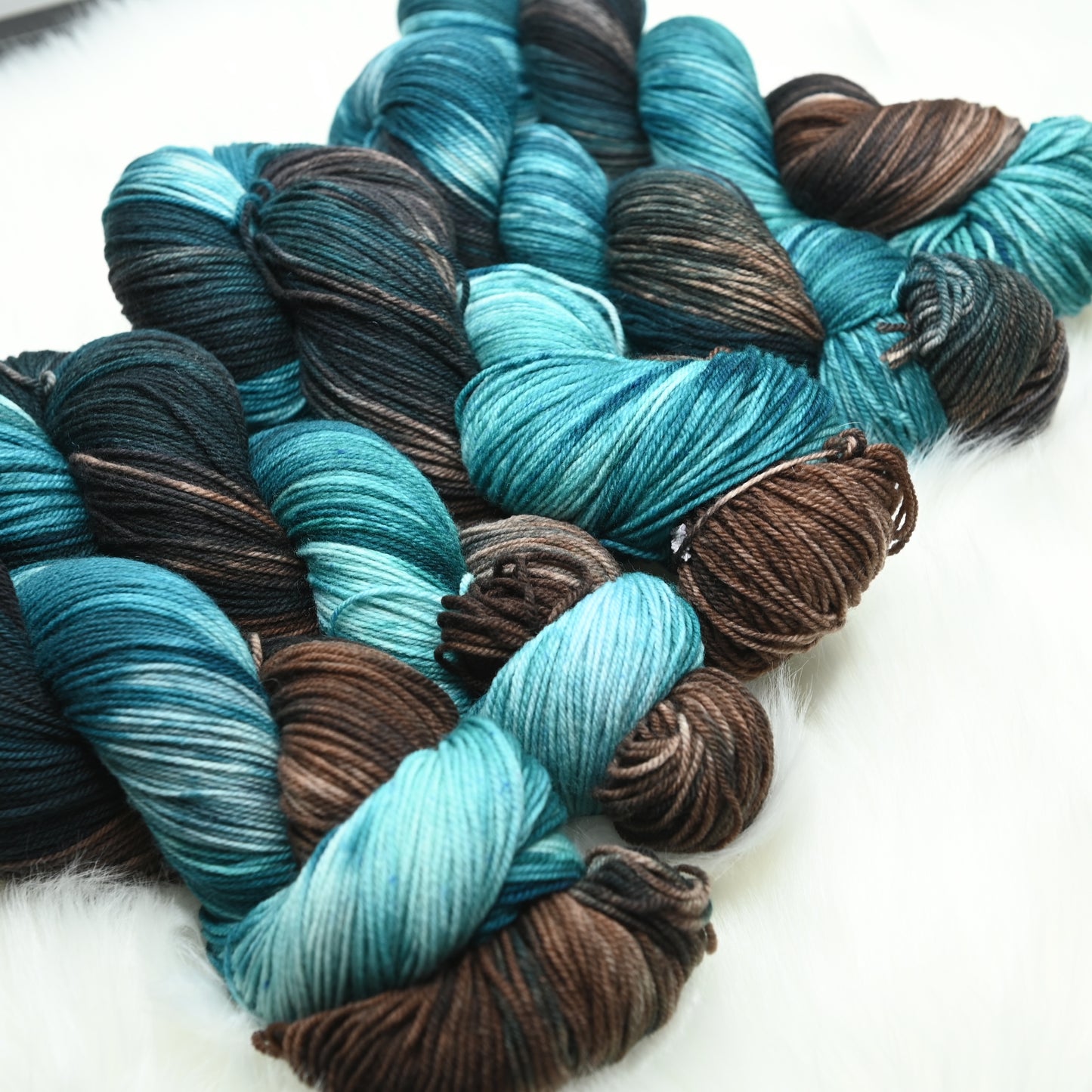 Underground River SW Targhee Nylon Sock Yarn - 4 oz/465 yd