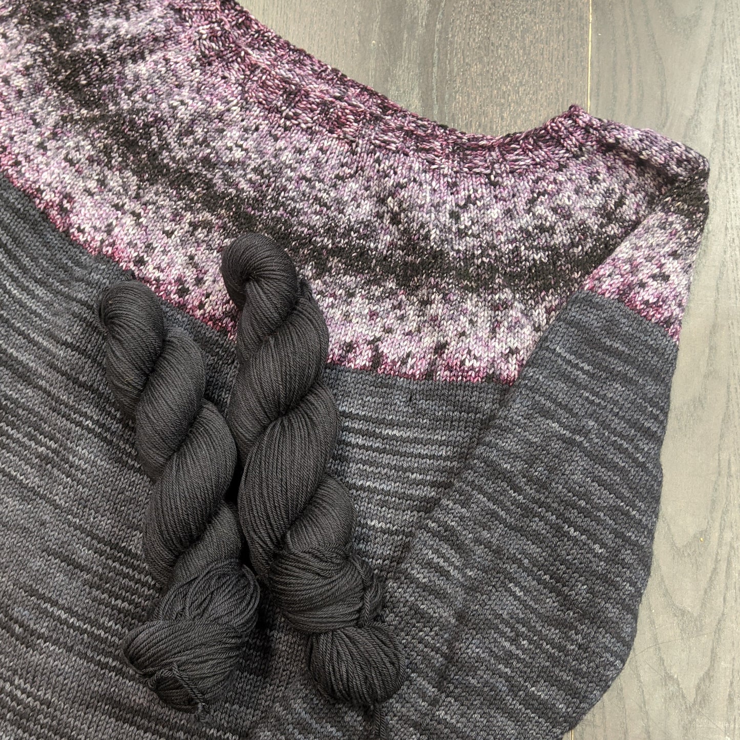 Raven on Hand Dyed SW Targhee Wool Sport Yarn - 100 g