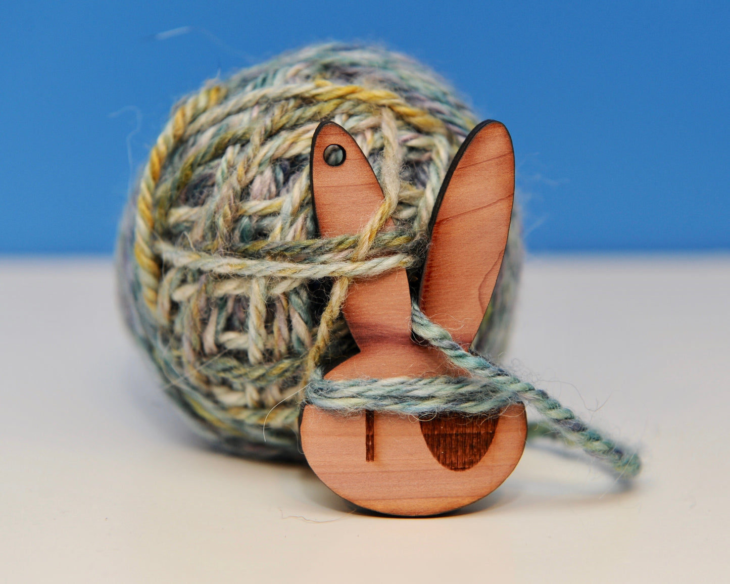 Twist Lock and Yarn Keeper - Bunnies!